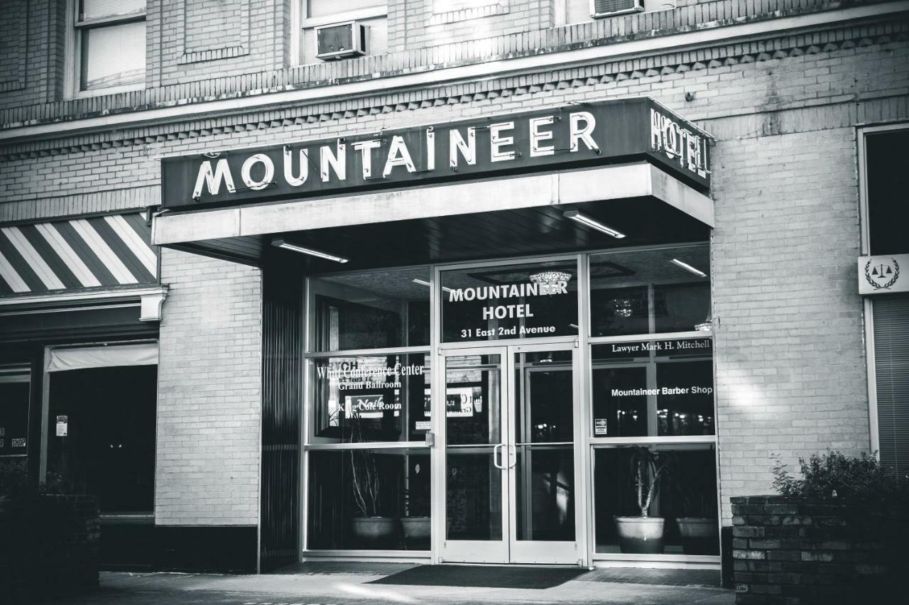 The Mountaineer Hotel Williamson Luaran gambar